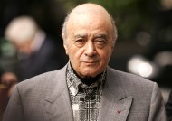 Mohamed Al Fayed:英国警方调查了40多起性犯罪指控