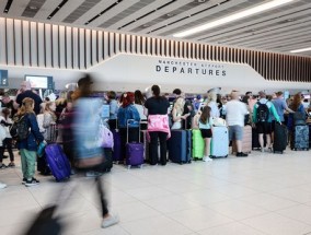 曼彻斯特机场在耗资13亿英镑的新航站楼开设了首个Wetherspoons